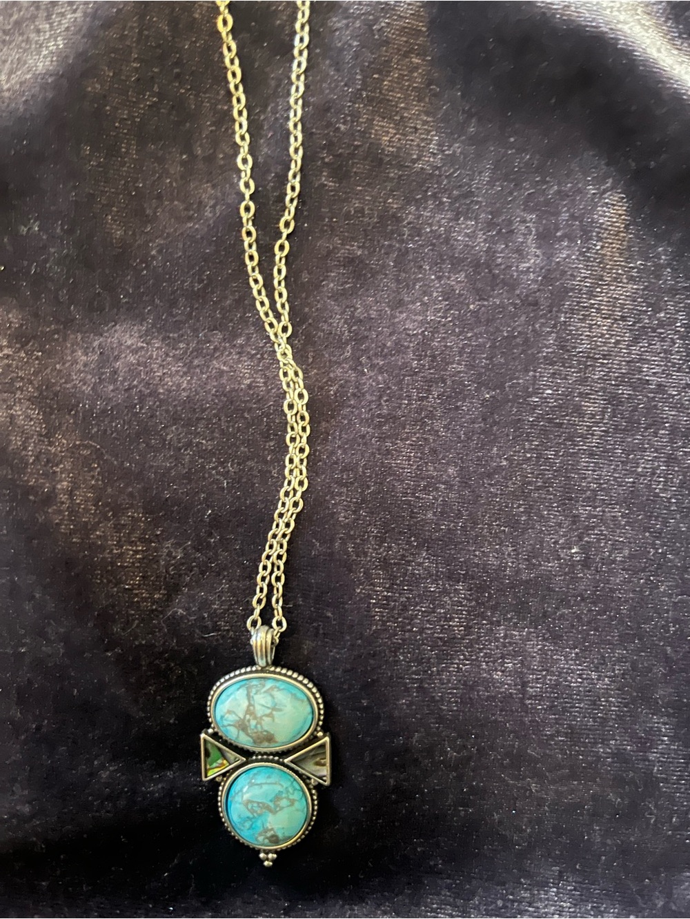 Preowned American Eagle Faux Costume Turquoise necklace